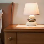 The Beach Studios & Apartments Apartment Split