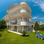 The Beach Studios & Apartments Split